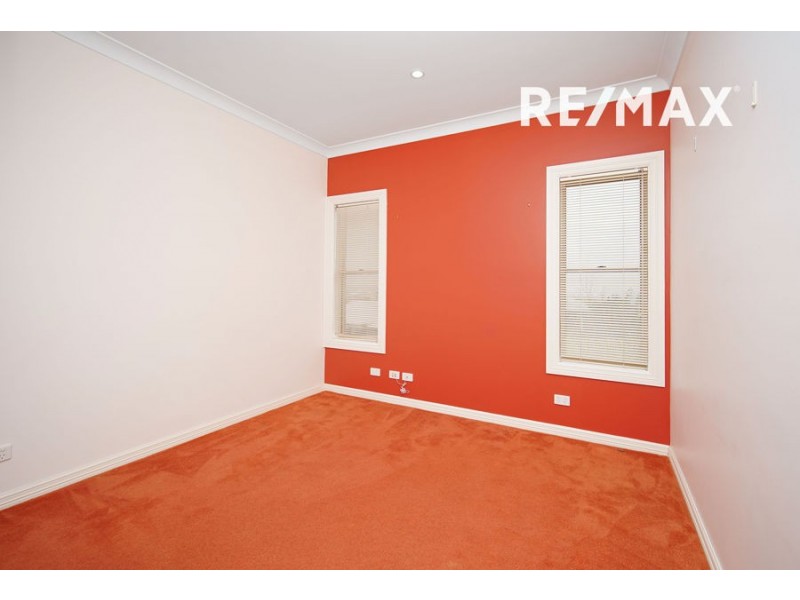 63 Brooklyn Drive, Bourkelands NSW 2650