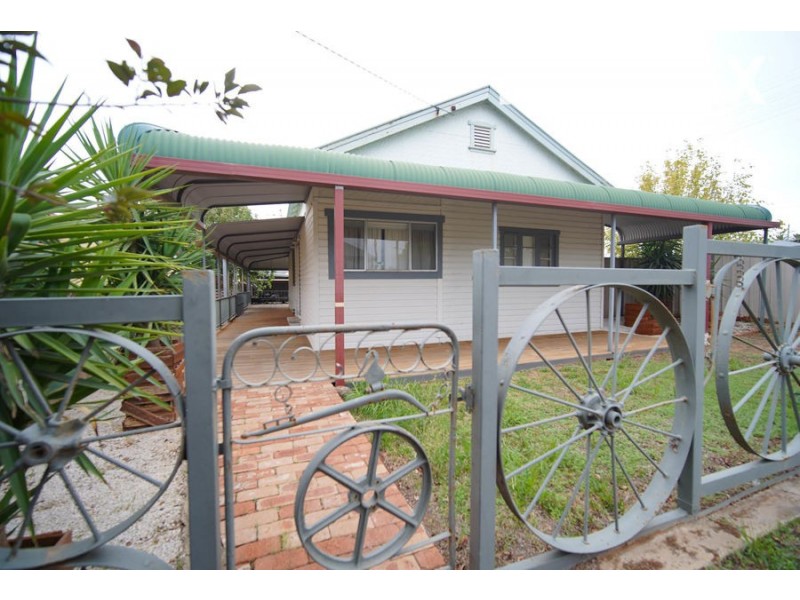 15 Roma Street, Wagga Wagga NSW 2650