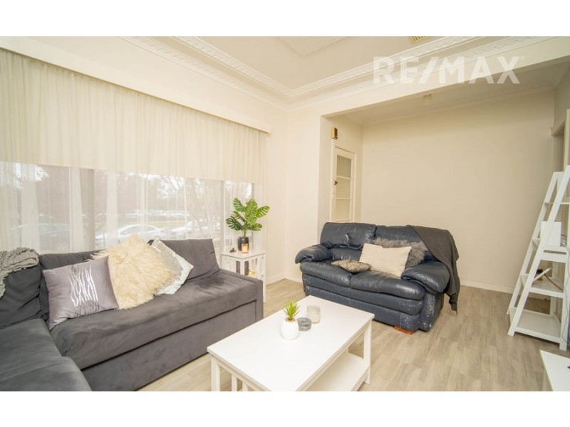 1/370 Lake Albert Road, Kooringal NSW 2650