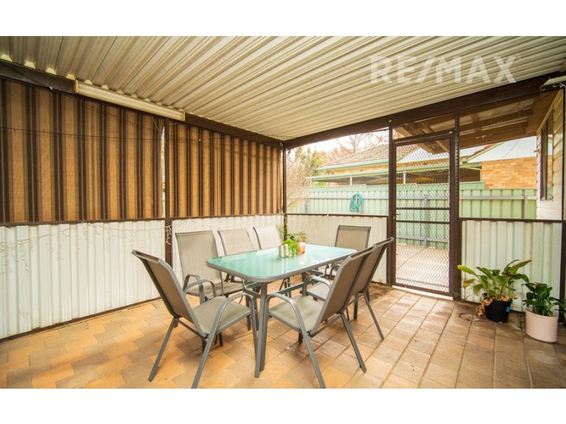 1/370 Lake Albert Road, Kooringal NSW 2650