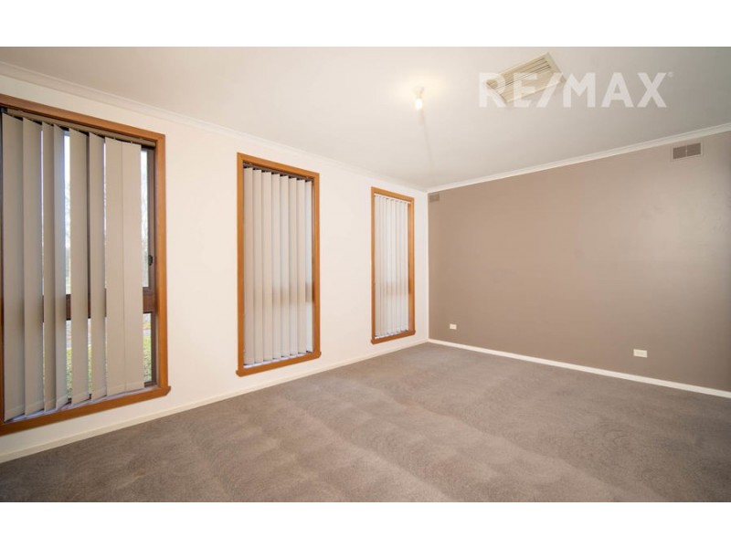 13 Telopea Crescent, Wagga Wagga NSW 2650