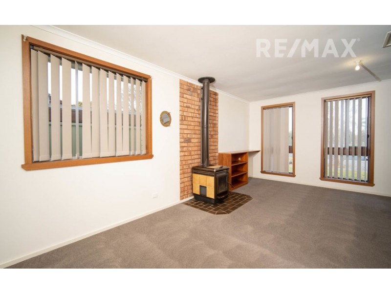 13 Telopea Crescent, Wagga Wagga NSW 2650