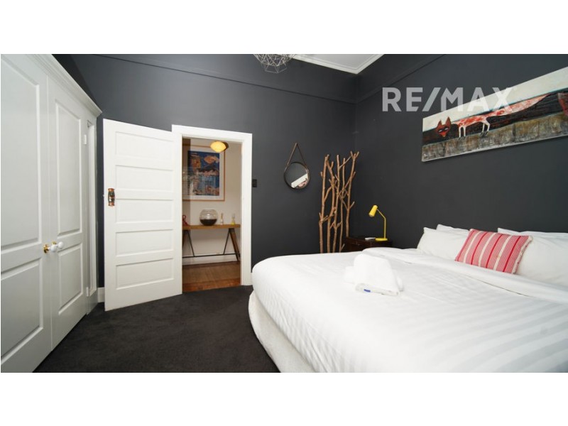 69 Simmons Street, Wagga Wagga NSW 2650