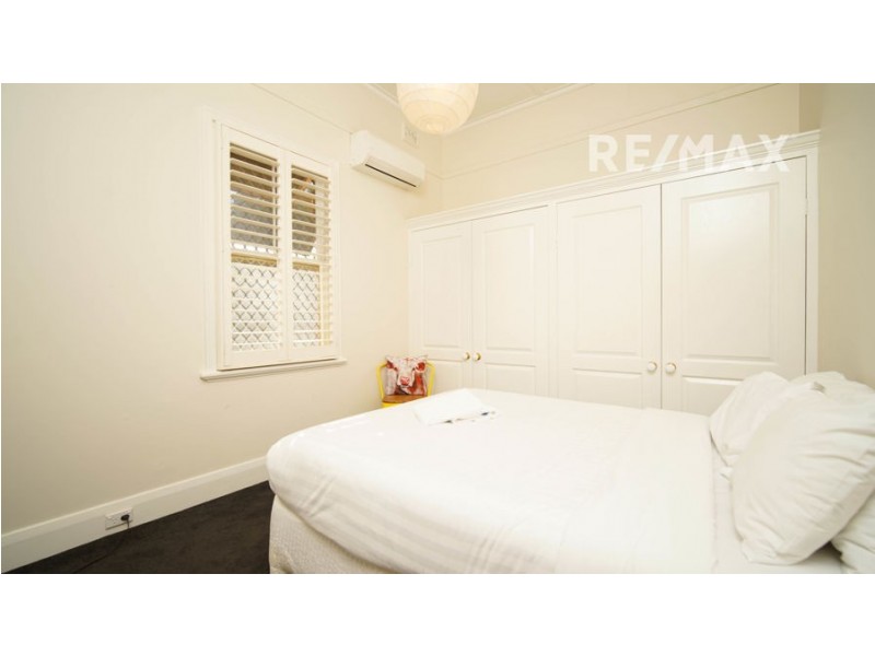 69 Simmons Street, Wagga Wagga NSW 2650