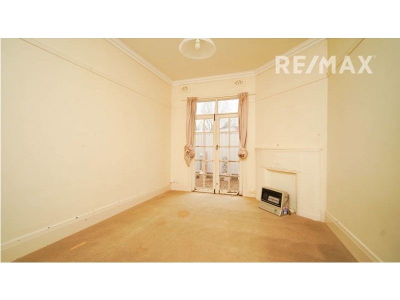 11 Freer Street, Wagga Wagga NSW 2650