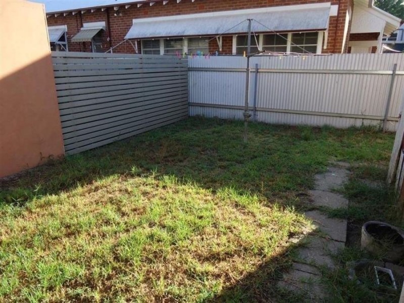 11 Freer Street, Wagga Wagga NSW 2650