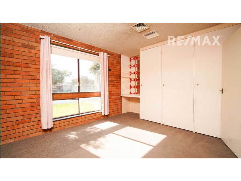 7 Binda Place, Ashmont NSW 2650