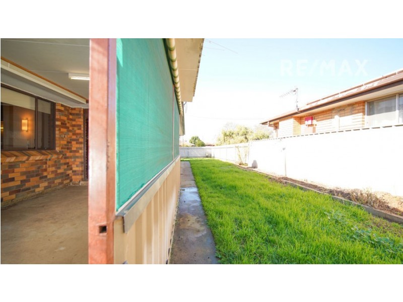 7 Binda Place, Ashmont NSW 2650