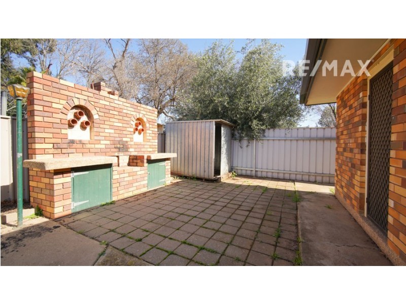 7 Binda Place, Ashmont NSW 2650