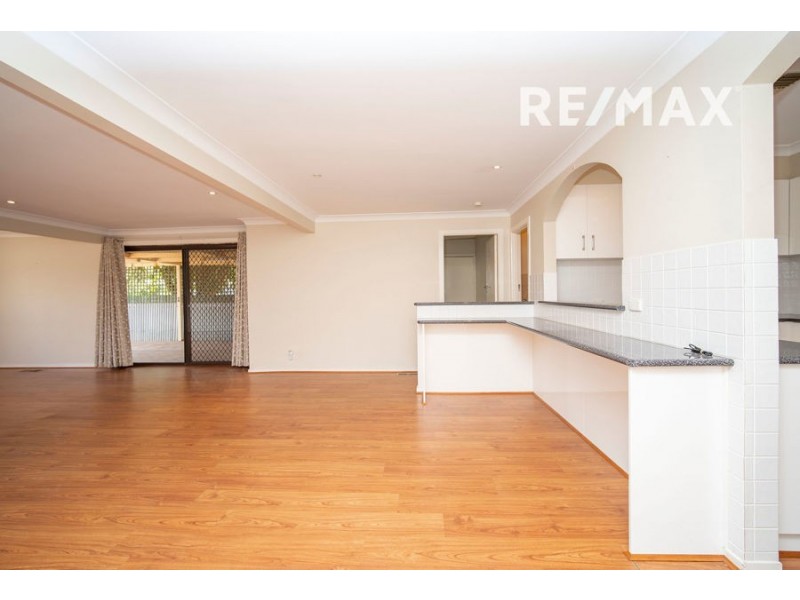 35 Beltana Avenue, Mount Austin NSW 2650