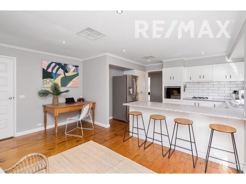 31 Henwood Avenue, Kooringal NSW 2650