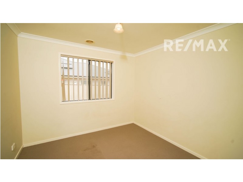 36 Bradman Drive, Boorooma NSW 2650