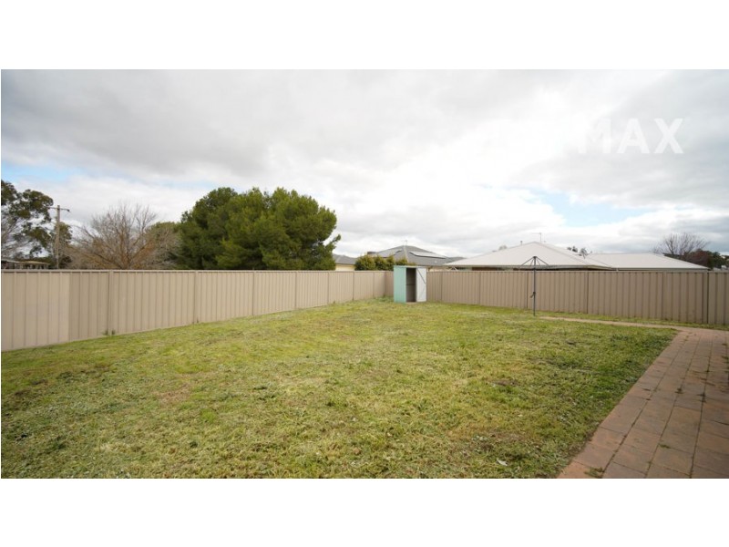 36 Bradman Drive, Boorooma NSW 2650