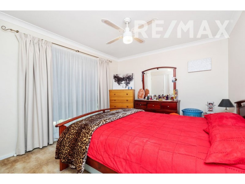 9 Karoom Drive, Glenfield Park NSW 2650