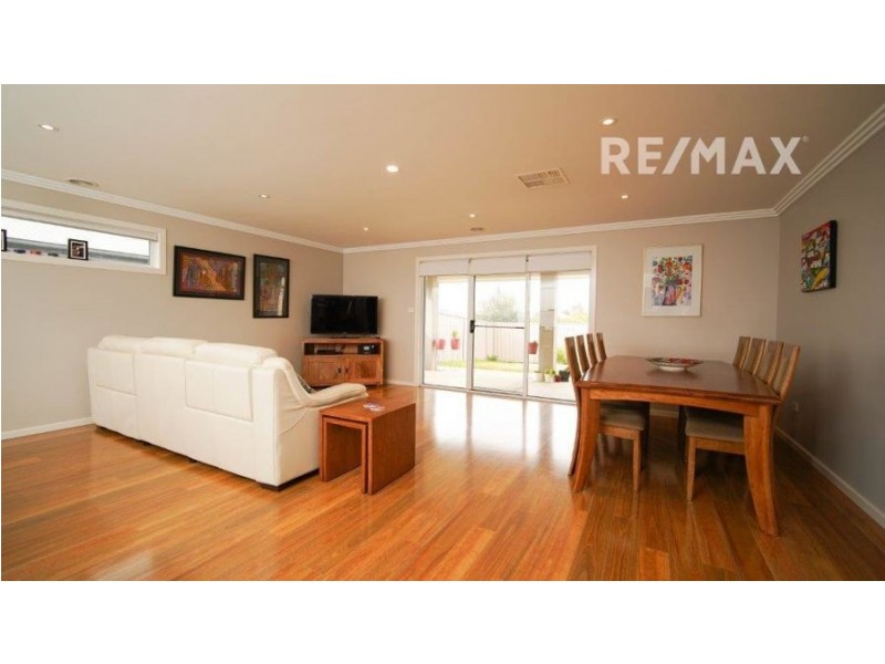 2/124 Mima Street, Glenfield Park NSW 2650
