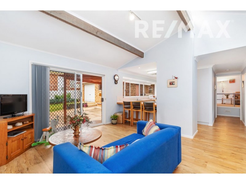 17 Brooklyn Drive, Bourkelands NSW 2650