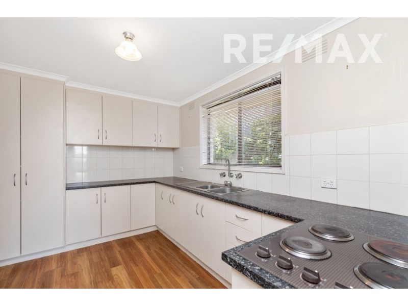 6 Sherwood Avenue, Kooringal NSW 2650