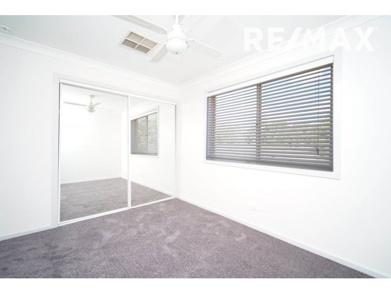 4/14 Wewak Street, Ashmont NSW 2650