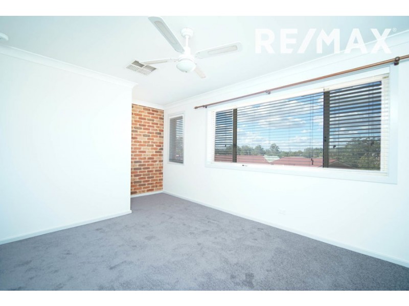 4/14 Wewak Street, Ashmont NSW 2650
