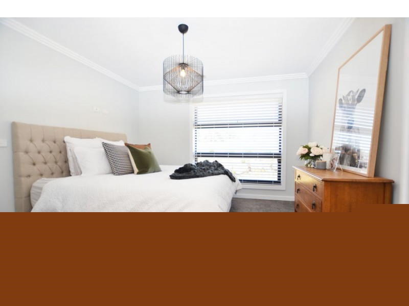 17 Flack Crescent, Boorooma NSW 2650