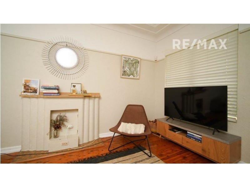 80 Bourke Street, Turvey Park NSW 2650