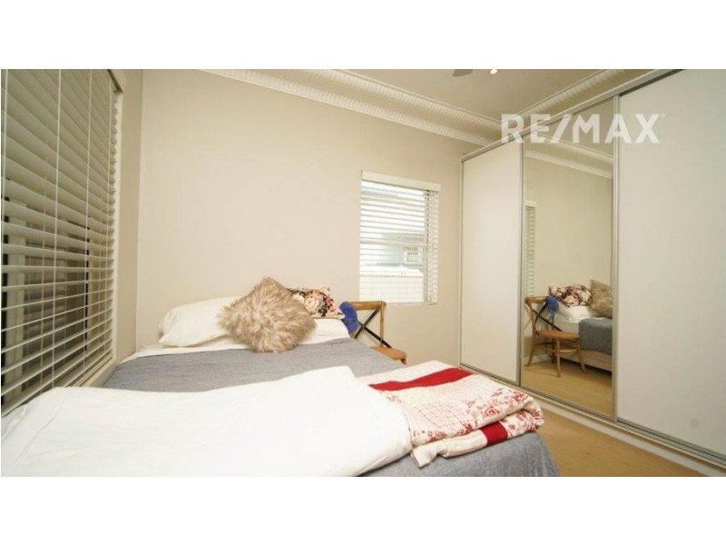 80 Bourke Street, Turvey Park NSW 2650