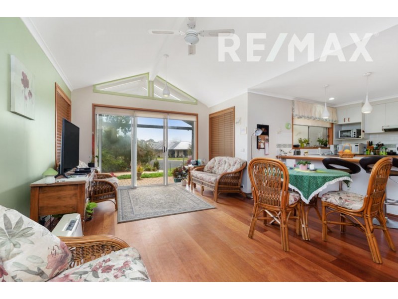 12 O’Hara Place, Kooringal NSW 2650