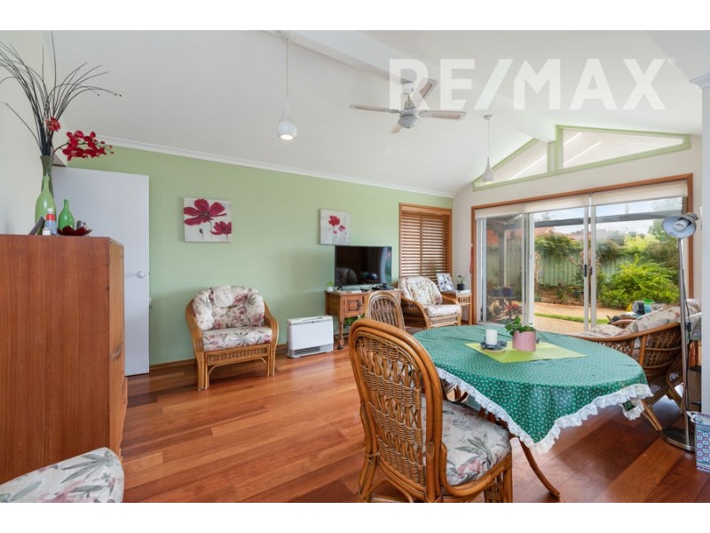 12 O’Hara Place, Kooringal NSW 2650