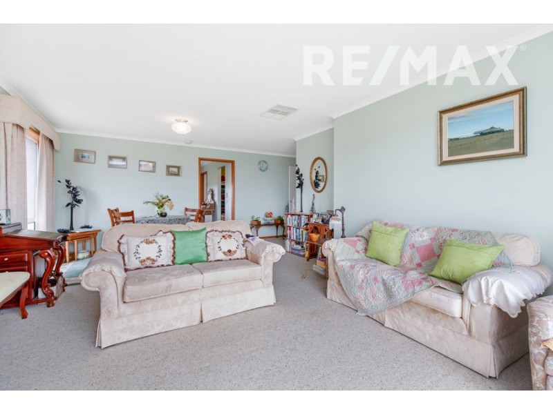 12 O’Hara Place, Kooringal NSW 2650