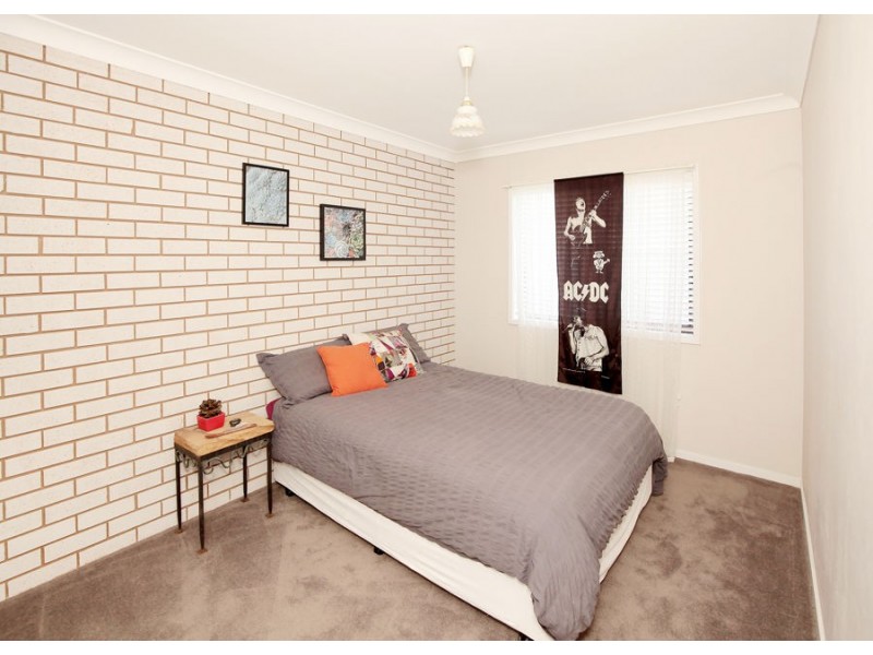 1/6 Dunn Avenue, Forest Hill NSW 2651