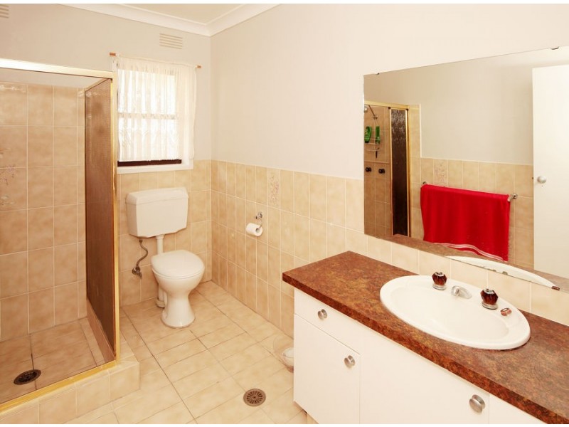 1/6 Dunn Avenue, Forest Hill NSW 2651