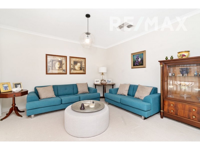 31 Sturrock Drive, Boorooma NSW 2650