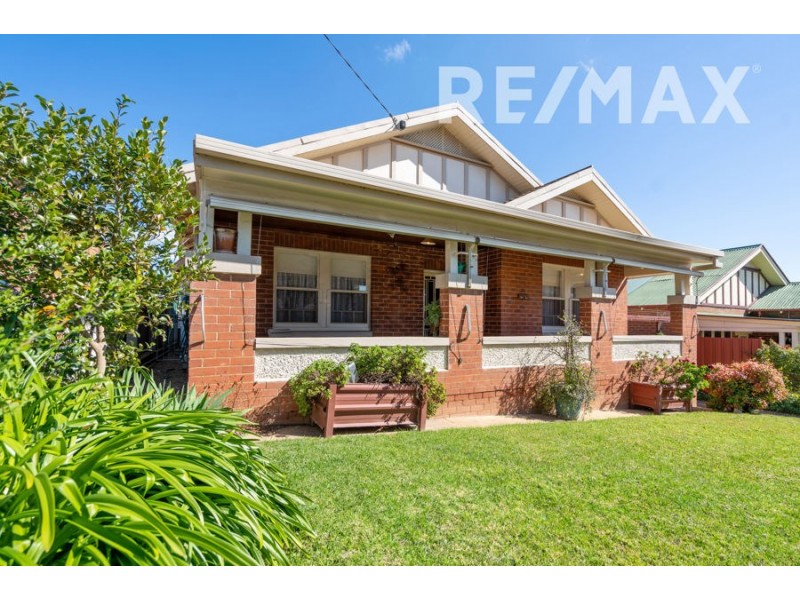 26 Macleay Street, Turvey Park NSW 2650