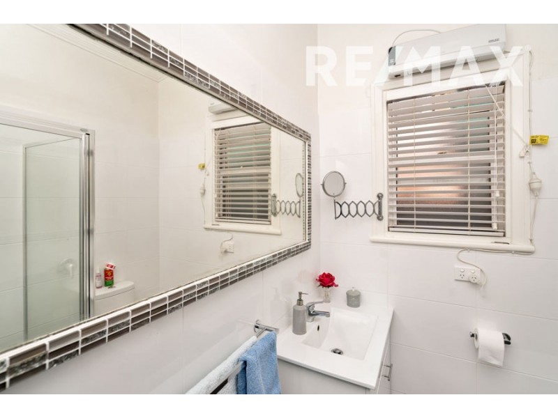 26 Macleay Street, Turvey Park NSW 2650