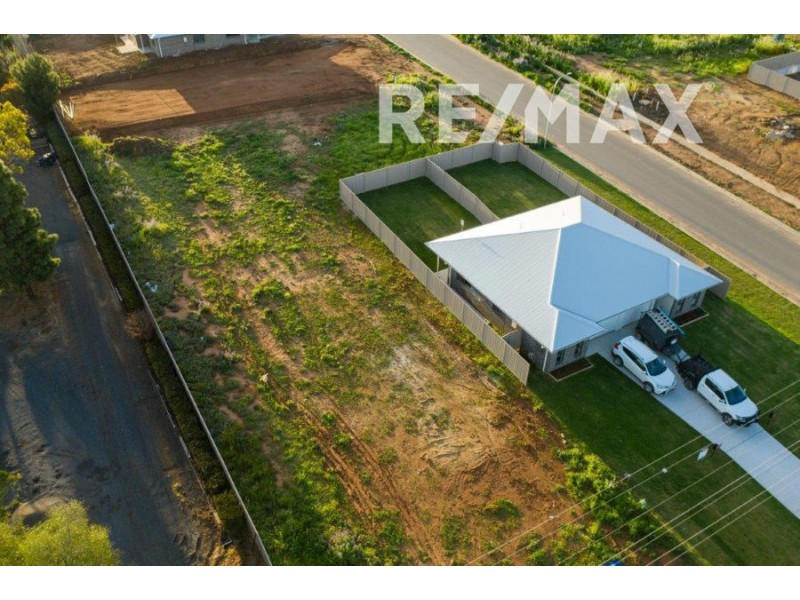 22 Kingsford Smith Road, Boorooma NSW 2650