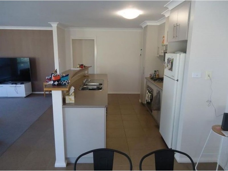 54 Avocet Drive, Estella NSW 2650