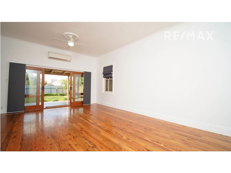 7 Darlow Street, Wagga Wagga NSW 2650