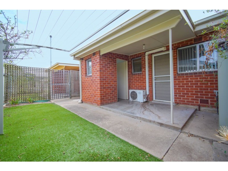 2/28 Higgins Avenue, Wagga Wagga NSW 2650