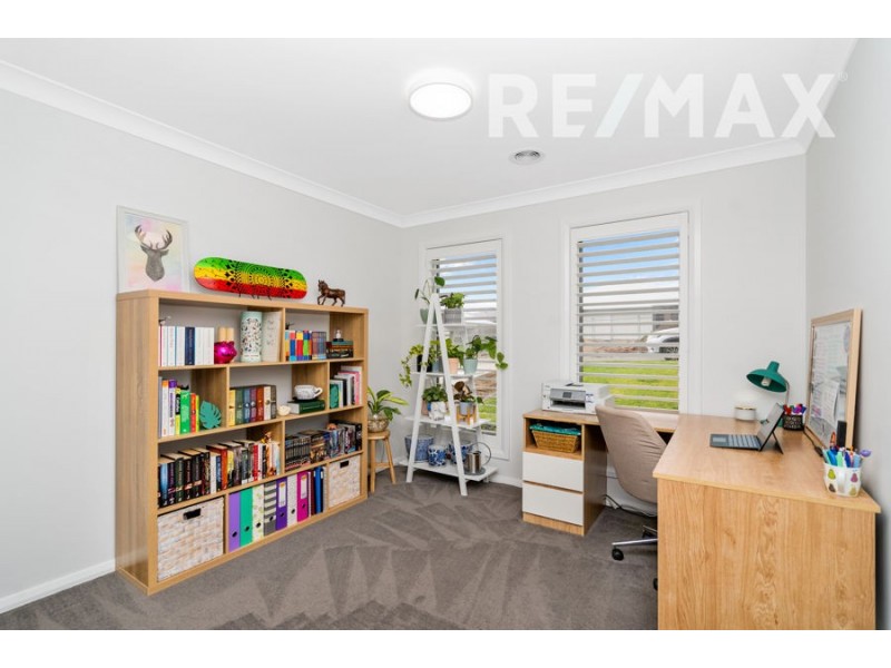 29 Gasnier Loop, Boorooma NSW 2650