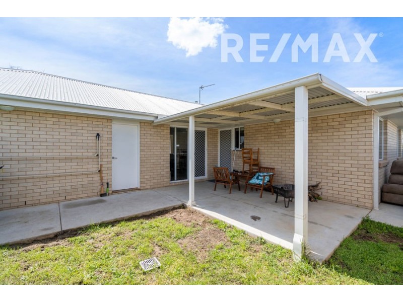 2/80 Messenger Avenue, Boorooma NSW 2650