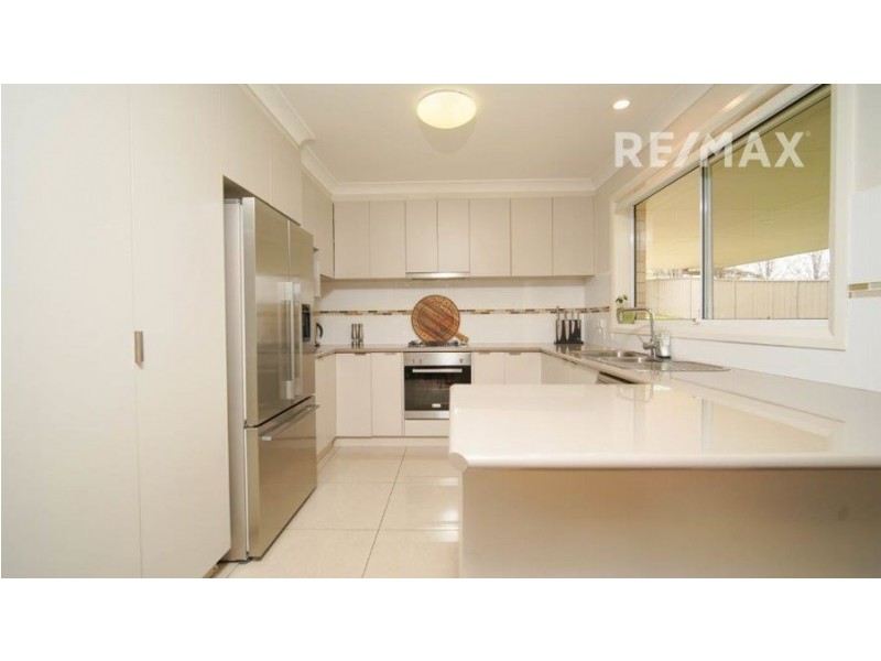 42 Illuera Road, Bourkelands NSW 2650