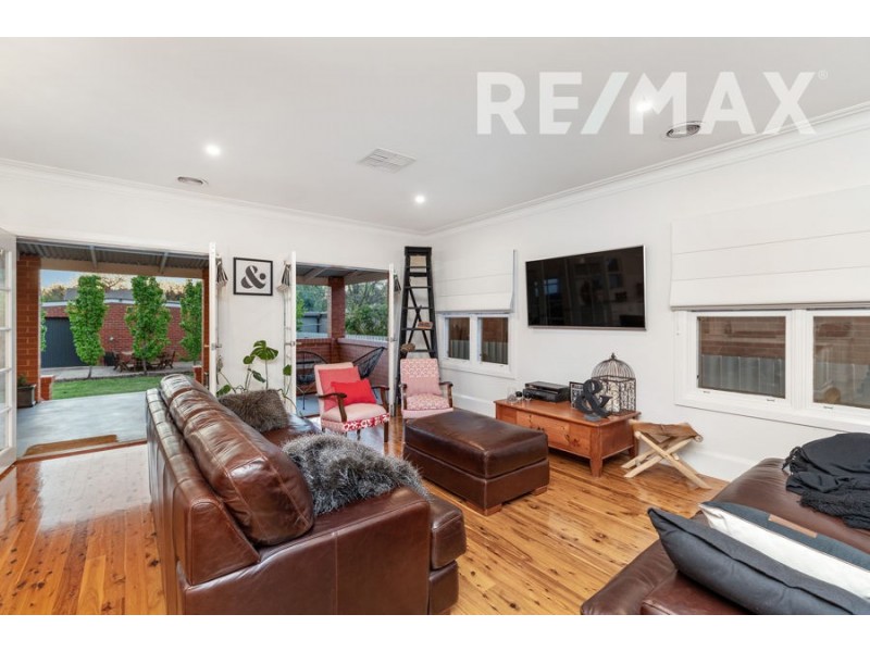 12 Peter Street, Wagga Wagga NSW 2650