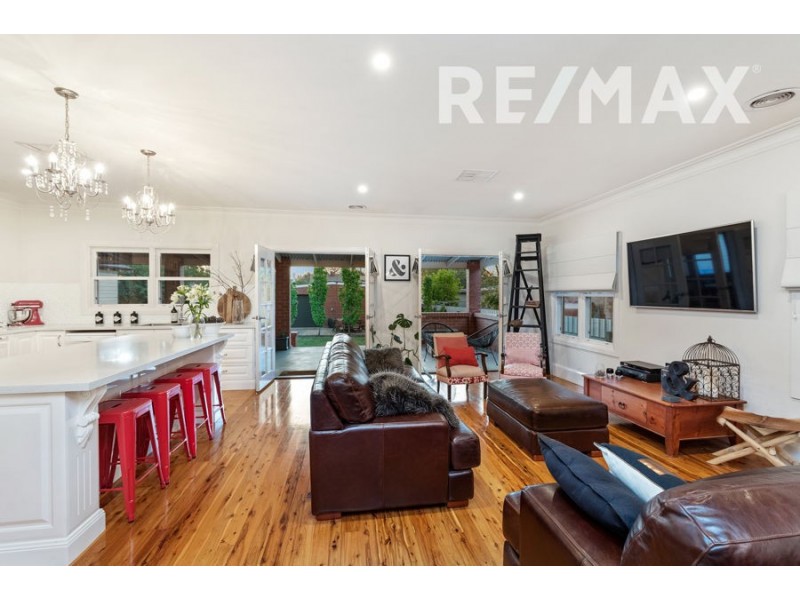 12 Peter Street, Wagga Wagga NSW 2650