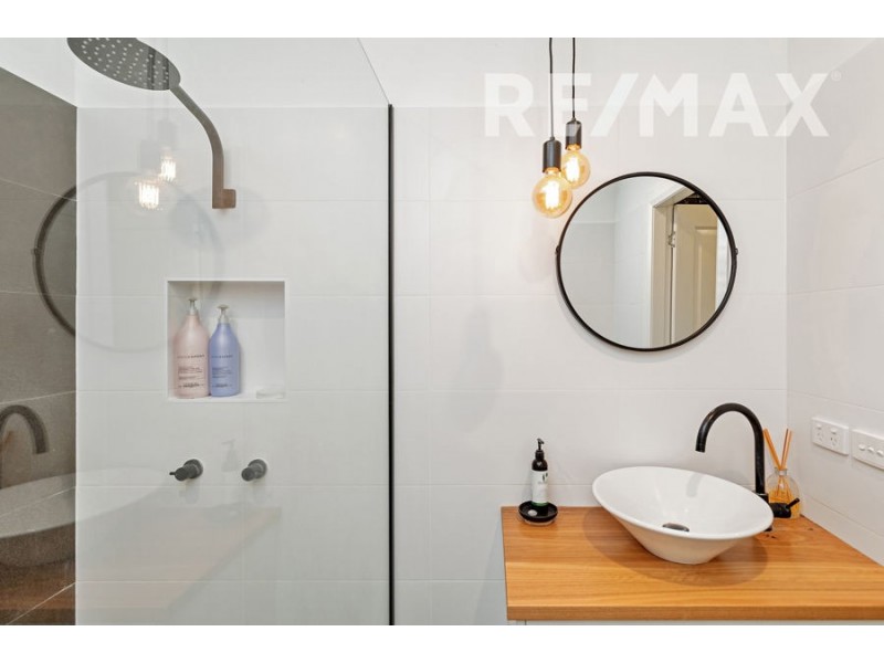 12 Peter Street, Wagga Wagga NSW 2650