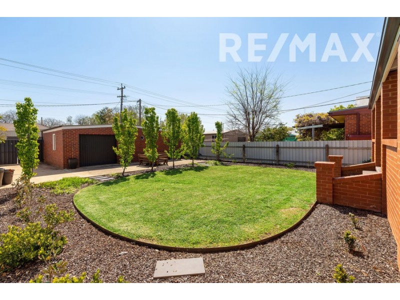 12 Peter Street, Wagga Wagga NSW 2650
