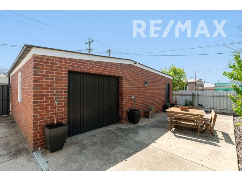 12 Peter Street, Wagga Wagga NSW 2650