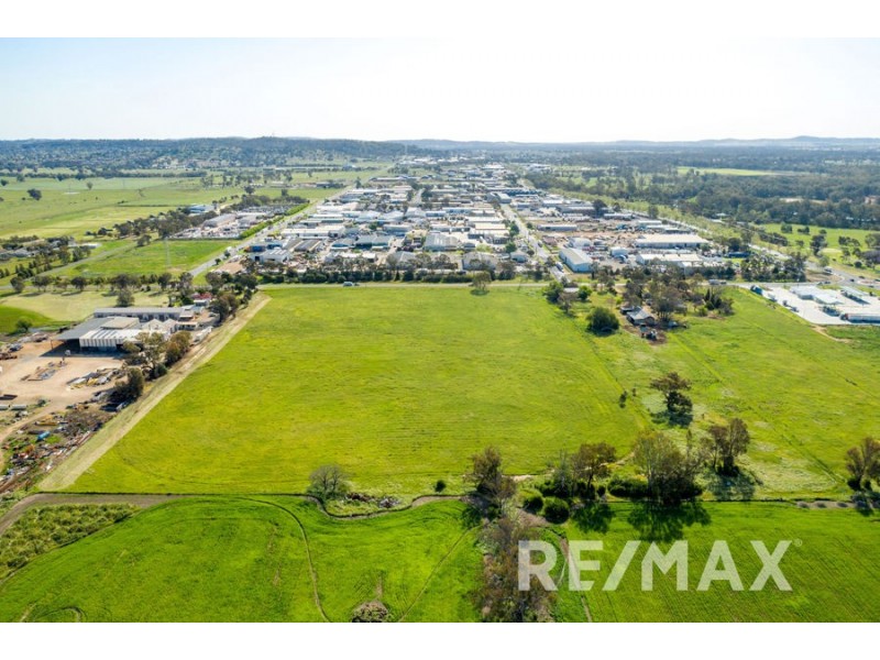 21 Tasman Road, East Wagga Wagga NSW 2650