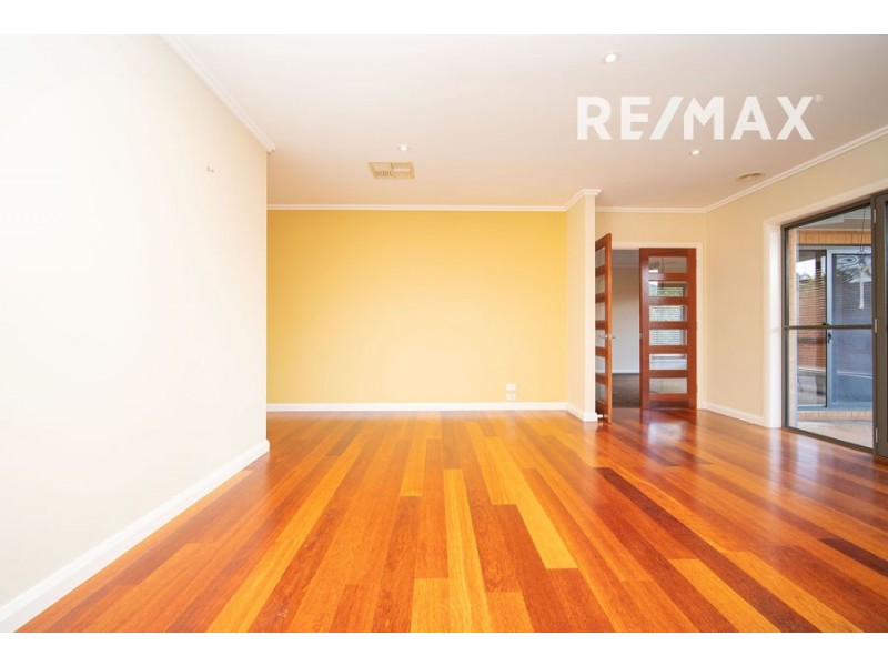 22 Bogong Crescent, Tatton NSW 2650