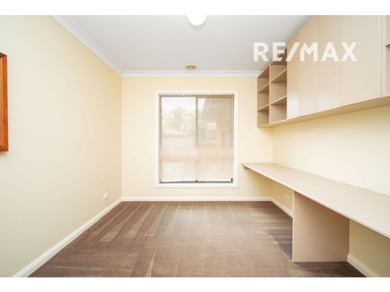 22 Bogong Crescent, Tatton NSW 2650