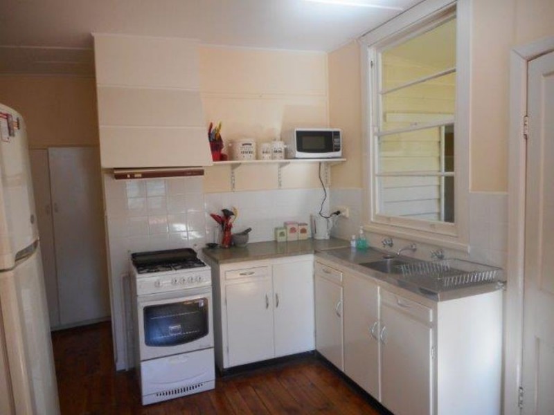 52 Bourke Street, Wagga Wagga NSW 2650